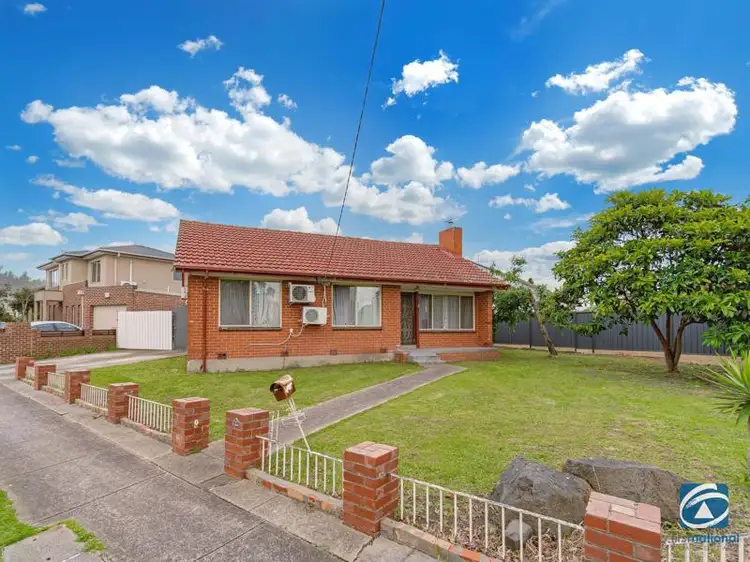 12 Riggall Street, Dallas VIC 3047