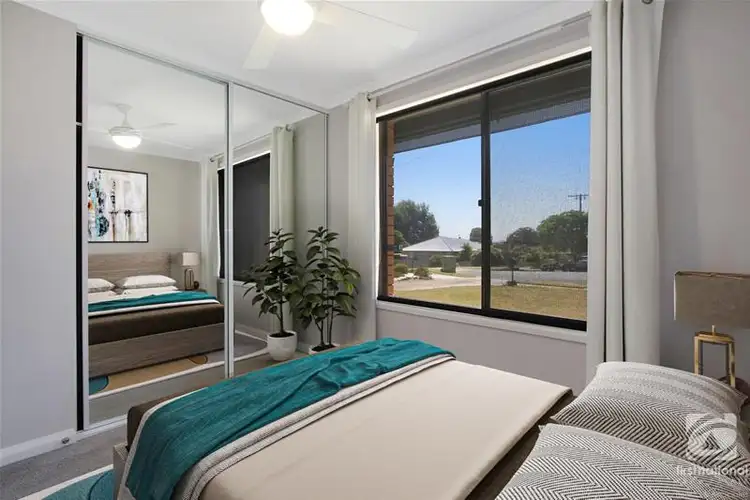 Fifth view of Homely house listing, 10 Holmes Court, Wodonga VIC 3690
