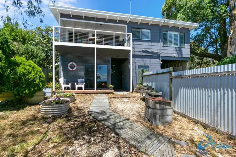 1 Fisher Parade, Loch Sport VIC 3851
