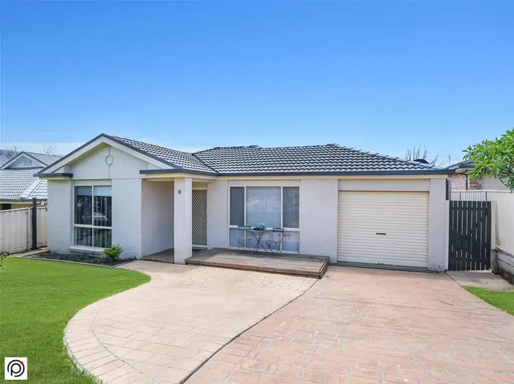 6 Brisbane Grove, Horsley NSW 2530