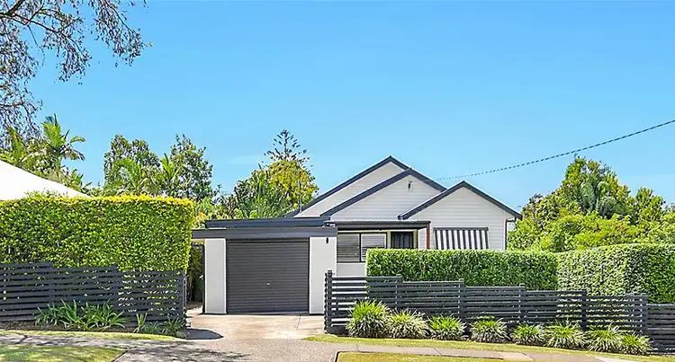 1/89 Turpin Road, Labrador QLD 4215