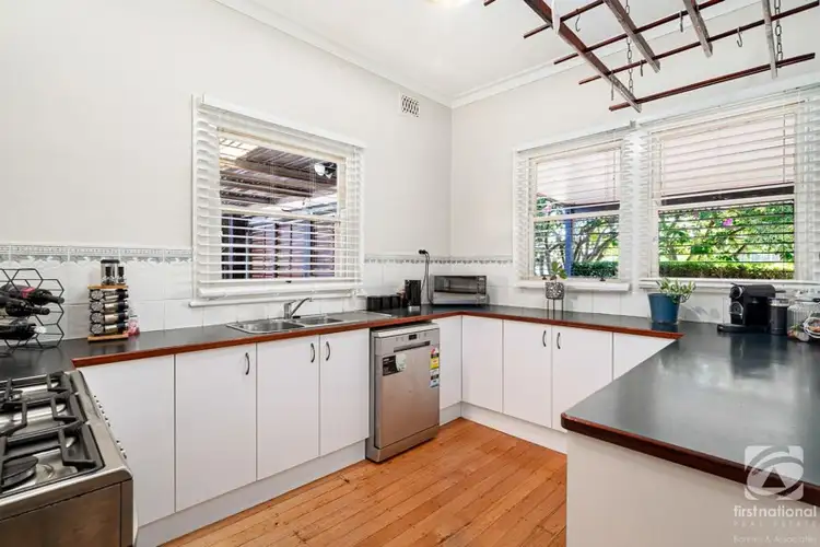 Second view of Homely house listing, 52 William Street, Wodonga VIC 3690