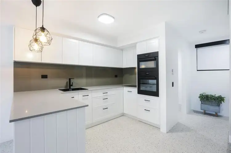5/28 Woodroffe Avenue, Main Beach QLD 4217