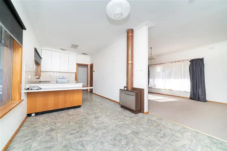 Fourth view of Homely house listing, 121 Burrows Street, Mildura VIC 3500