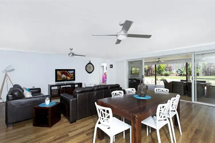 Sixth view of Homely house listing, 17 Graysynd Circuit, Cameron Park NSW 2285