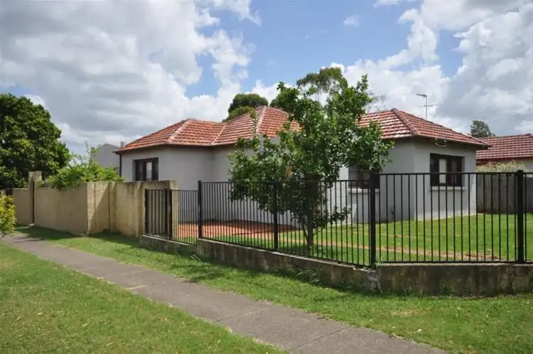 37 Pearson Street, South Wentworthville NSW 2145