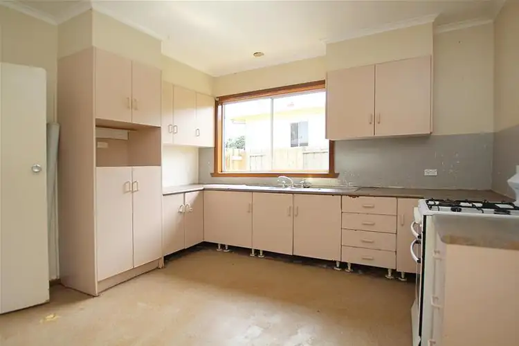 Second view of Homely house listing, 2 Price Place, Warrnambool VIC 3280