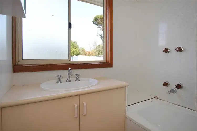 Seventh view of Homely house listing, 1 Price Place, Warrnambool VIC 3280