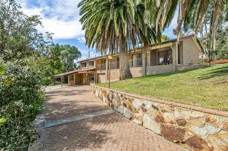 11 Bellevue Drive, Bellevue Heights SA 5050