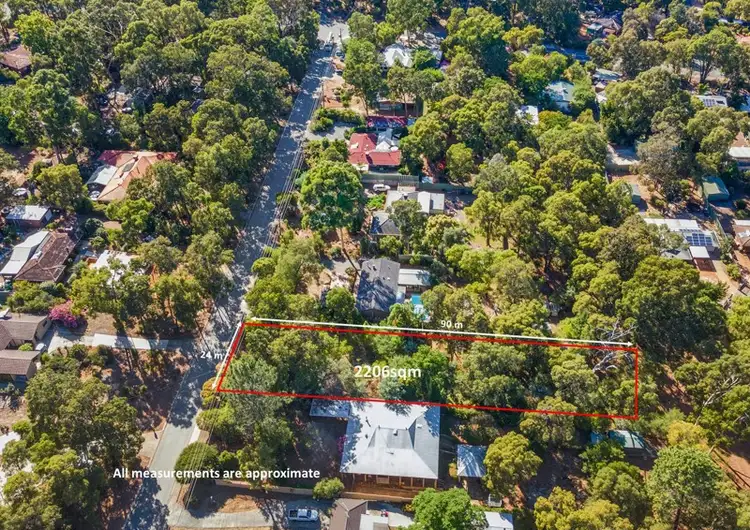 18 Heather Road, Roleystone WA 6111