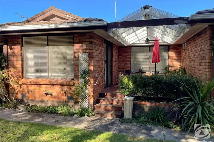 2/44 Finch Street, Beechworth VIC 3747