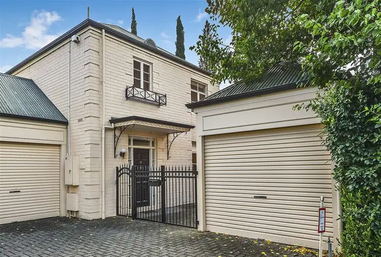 22 Edith Place
