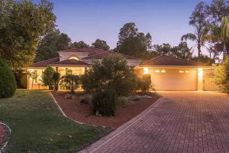 13 Albens Vale, Roleystone WA 6111