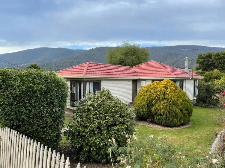 36 Sale Street, Huonville TAS 7109
