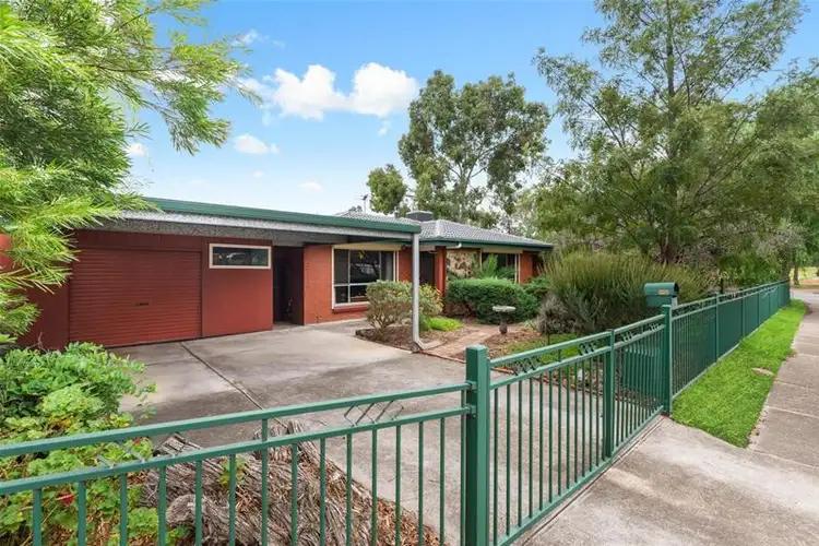 34 Hawke Crescent, Salisbury East SA 5109