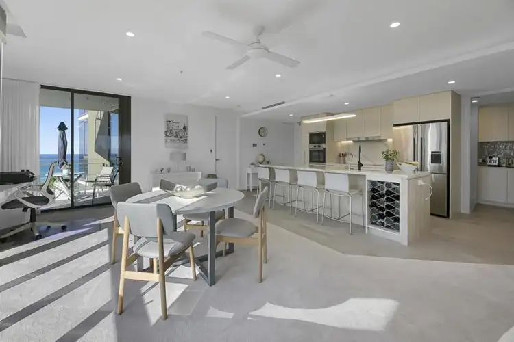 1002/5 Pacific Street, Main Beach QLD 4217