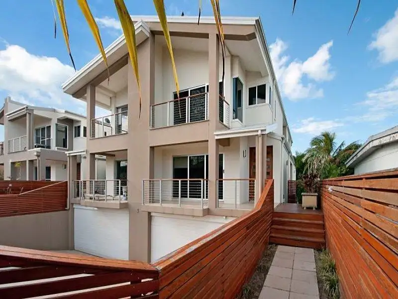 Main view of Homely house listing, 1/3 Nankeen Avenue, Paradise Point QLD 4216