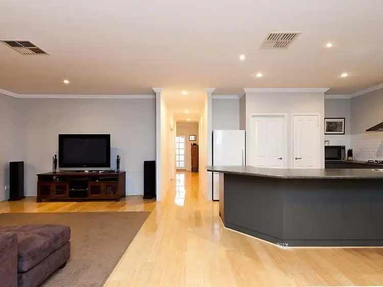 Seventh view of Homely house listing, 3 Mildura Way, Harrisdale WA 6112