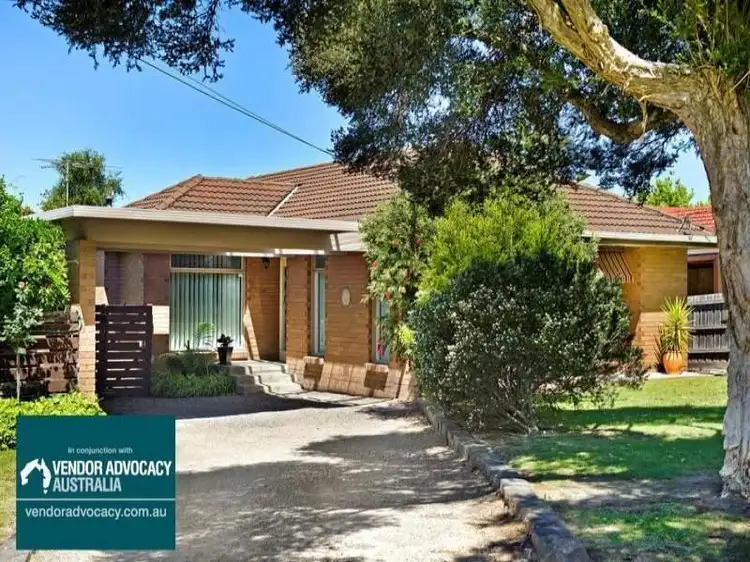 12 Ronald Street, Ringwood VIC 3134