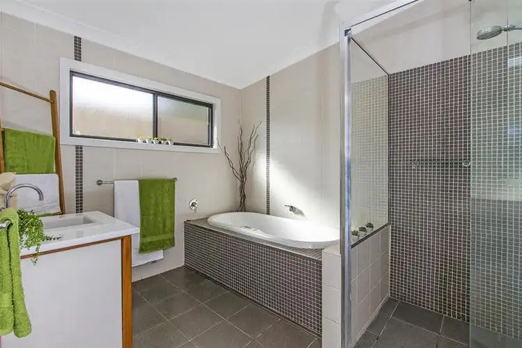 Fifth view of Homely house listing, 4 Lakedge Avenue, Berkeley Vale NSW 2261