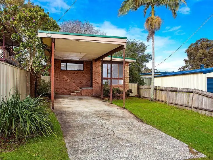 32 George Hely Crescent, Killarney Vale NSW 2261
