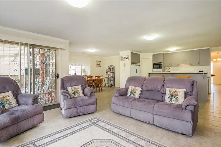 Fifth view of Homely house listing, 10 Greenleaf Drive, Lara VIC 3212