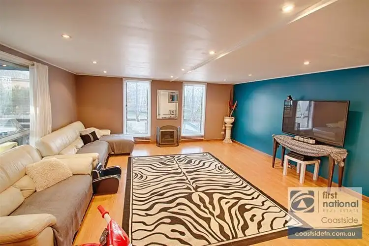 Second view of Homely house listing, 6 Willawa Place, Koonawarra NSW 2530