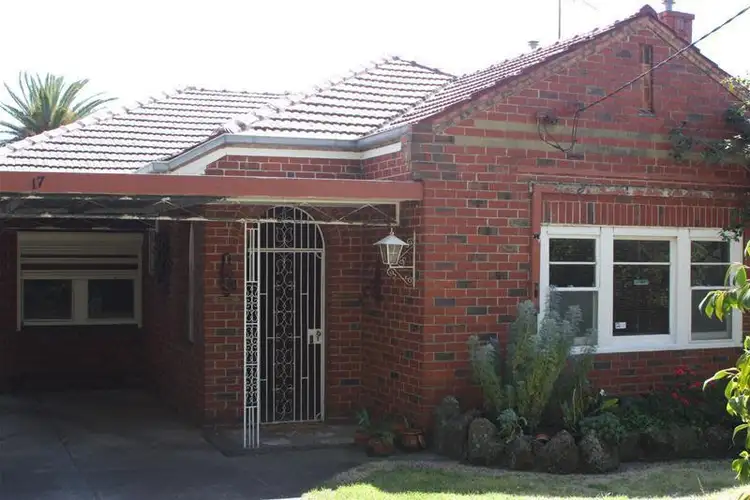 17 Clive Street, Brighton East VIC 3187