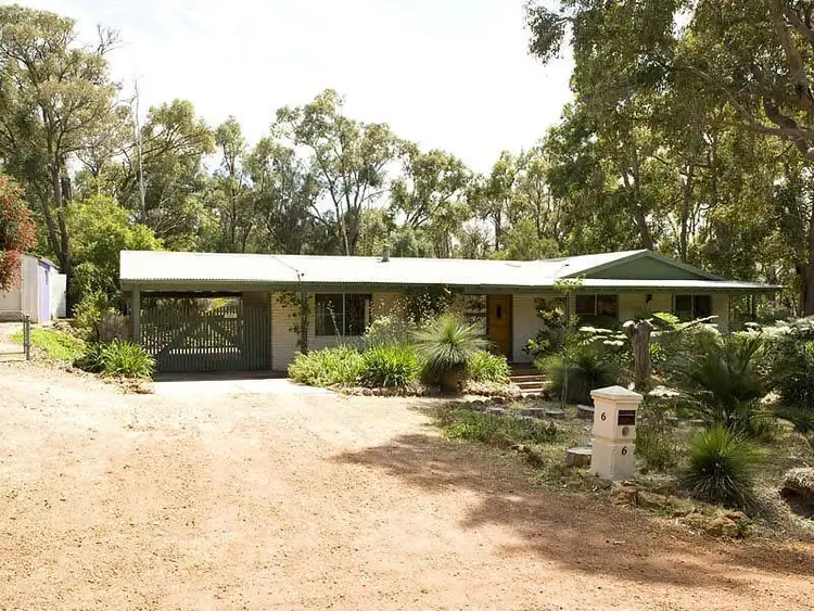 6 Mirfield Street, Roleystone WA 6111