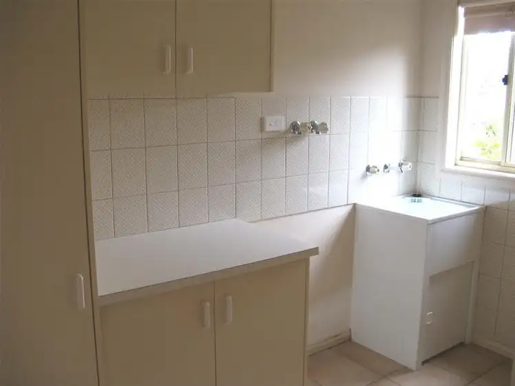 Fifth view of Homely unit listing, 1/1 Reta Close, Leopold VIC 3224