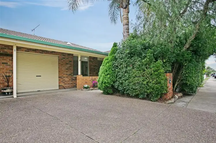 2/1 Rose Street, Merewether NSW 2291