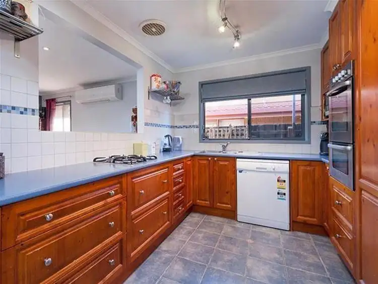 Second view of Homely house listing, 9 Kathryn Court, Sunbury VIC 3429