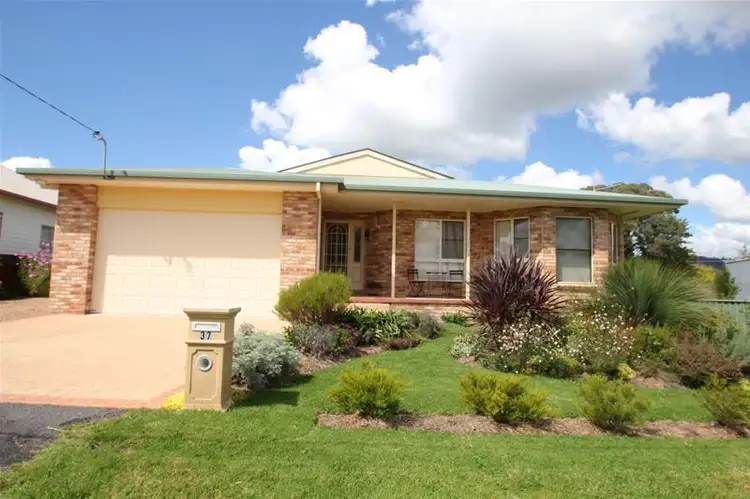 Main view of Homely house listing, 37 Scott Street, Tenterfield NSW 2372
