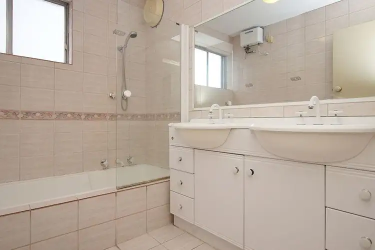 Fifth view of Homely apartment listing, 19/132 Mounts Bay Road, Perth (CBD) WA 6000