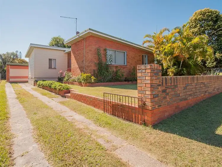 10 Ralph Street, Clontarf QLD 4019