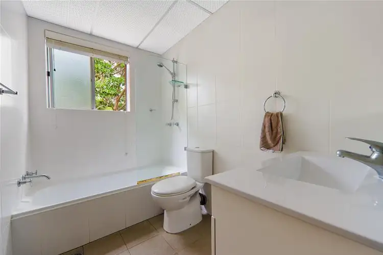 Fourth view of Homely unit listing, 6/11-13 Avon Road, Dee Why NSW 2099