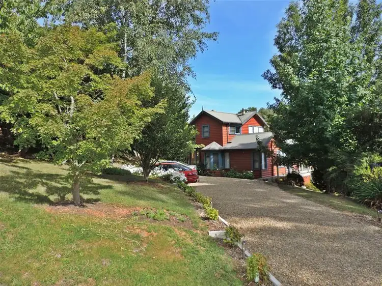 4 Cindy Court, Bright VIC 3741