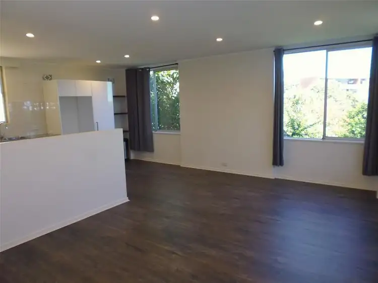 Second view of Homely unit listing, 4/18 Hillview Crescent, Newcastle NSW 2300