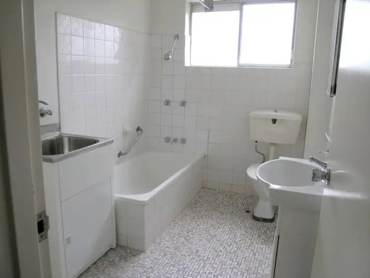 Third view of Homely unit listing, 6/246 Cavendish Road, Coorparoo QLD 4151