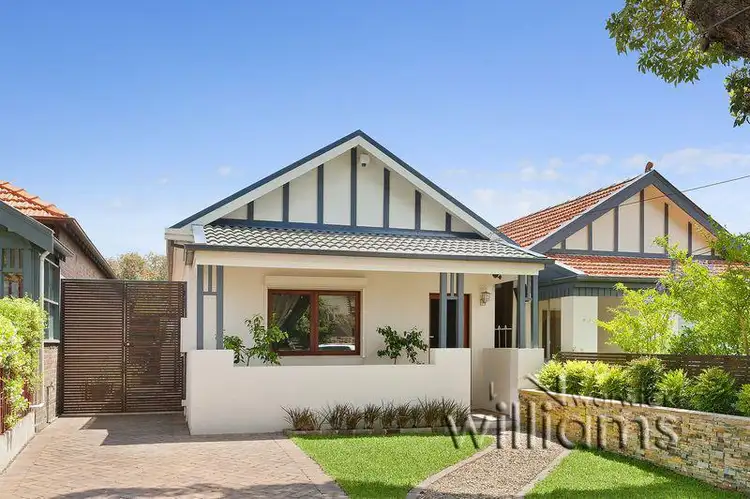 252 Lyons Road, Russell Lea NSW 2046