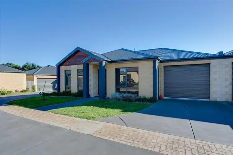 11/24 Bruce Drive, Somerville VIC 3912