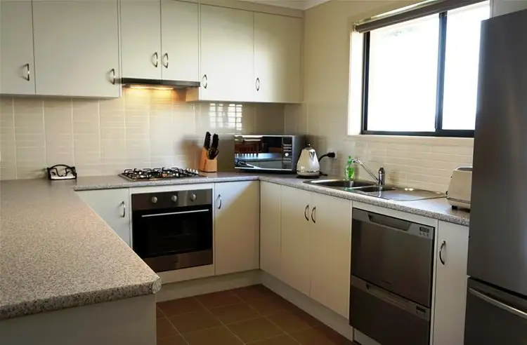 Fifth view of Homely townhouse listing, 21/11 Julian Place, Yass NSW 2582