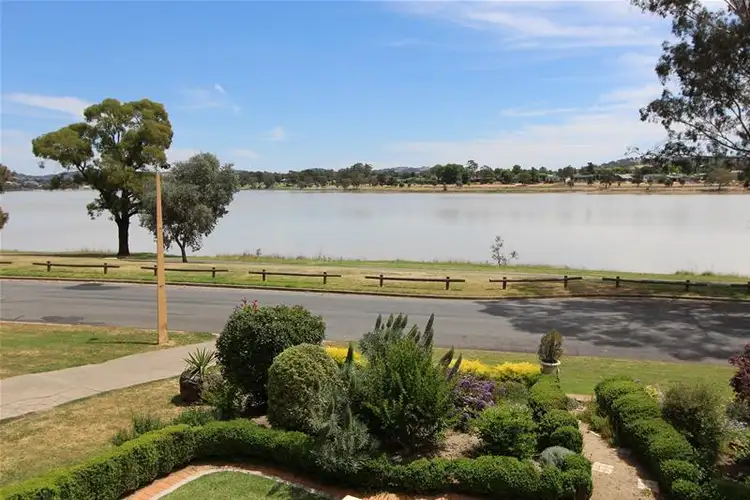 Second view of Homely house listing, 7 Eastlake Drive, Lake Albert NSW 2650
