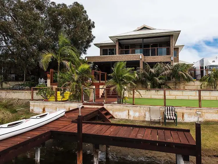 22 Sun Land Avenue, South Yunderup WA 6208