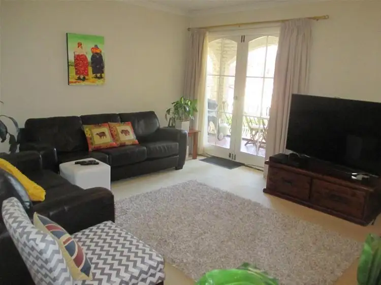 3/108 Addison Road