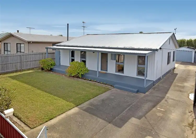 13 Thomson Boulevard, St Leonards VIC 3223