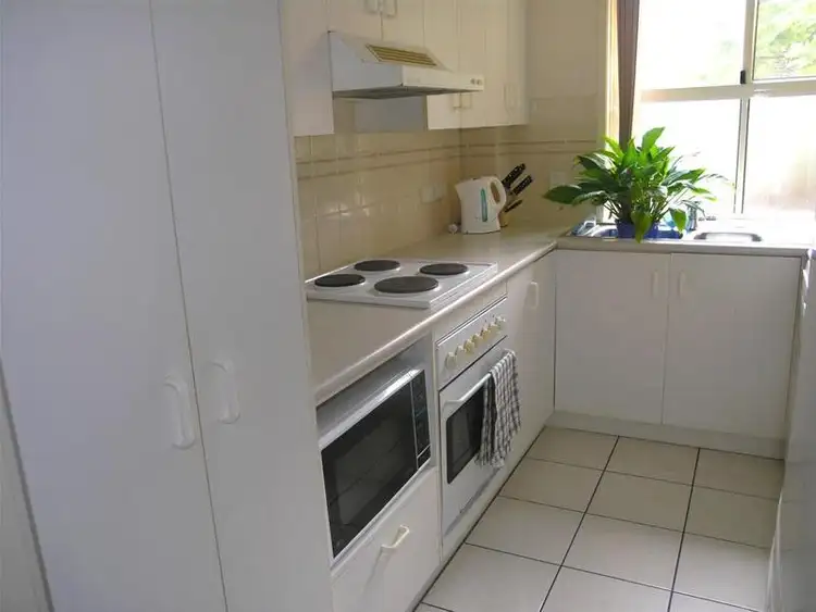Third view of Homely unit listing, 2/9 Macaulay Street, Coorparoo QLD 4151
