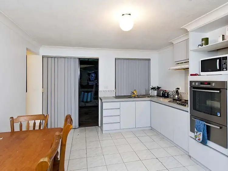 Fifth view of Homely apartment listing, 6/3 Marsh Road, Mount Richon WA 6112
