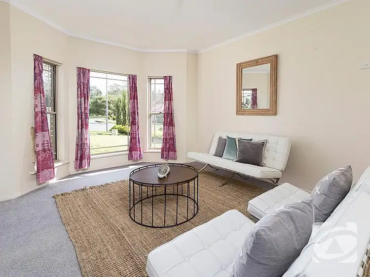 Second view of Homely house listing, 1/19 Douglas Drive, Mount Barker SA 5251