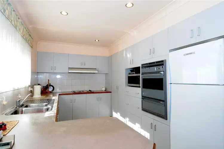 Second view of Homely house listing, 5 Cook Close, Lakewood NSW 2443